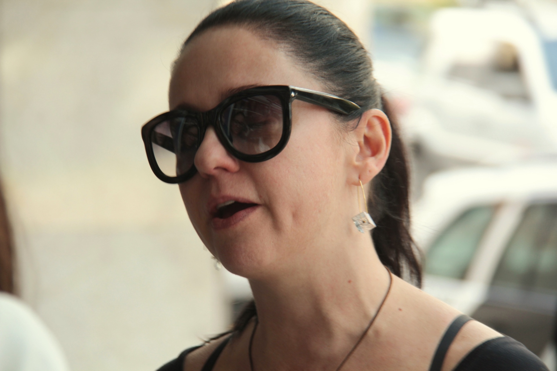 29.abr.2015 - A atriz Guta Stresser vai ao velório do ator e diretor Antônio Abujamra, no Teatro Sérgio Cardoso, em São Paulo - Marcio Ribeiro/Brazil Photo Press/Agência Estado