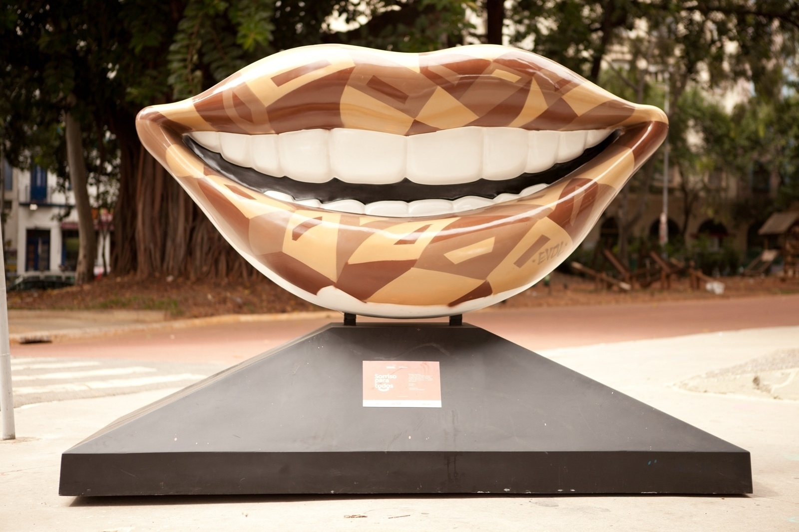 Obra da exposição "Sorriso para Todos" - Divulgação