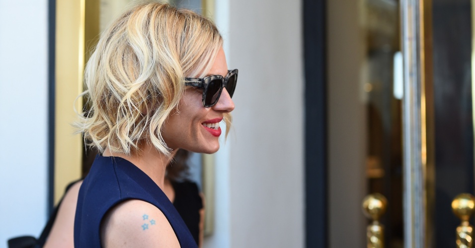 12.mai.2015 - Siena Miller chega para o Festival de Cannes