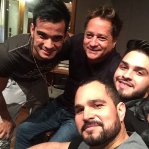 A dupla sertaneja Dáblio e Phillipe se encontra com Leonardo e Luciano - Divulgação - Divulgação