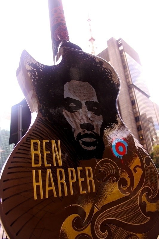 A ideia de espalhar as guitarras pela cidade surgiu para que as pessoas se sintam mais próximas do "Rock in Rio" - Divulgação