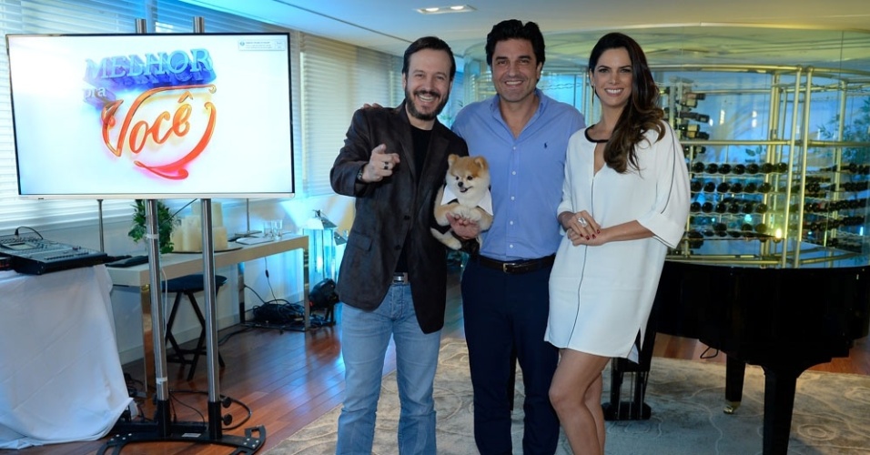 Celso Zucatelli, o cão Paçoca, Edu Guedes e Mariana Leão lançam o "Melhor Pra Você", da RedeTV!