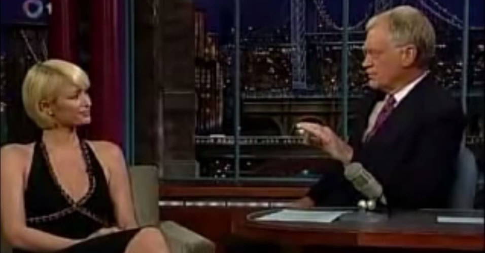 Em 2007, Paris Hilton foi ao "Late Show" e falou sobre o período em que ficou presa. Logo no começo da entrevista, David Letterman perguntou sobre como era a comida da cadeia, e a socialite respondeu. "Não é boa e não é para ser boa. Afinal,  é cadeia", disse ela