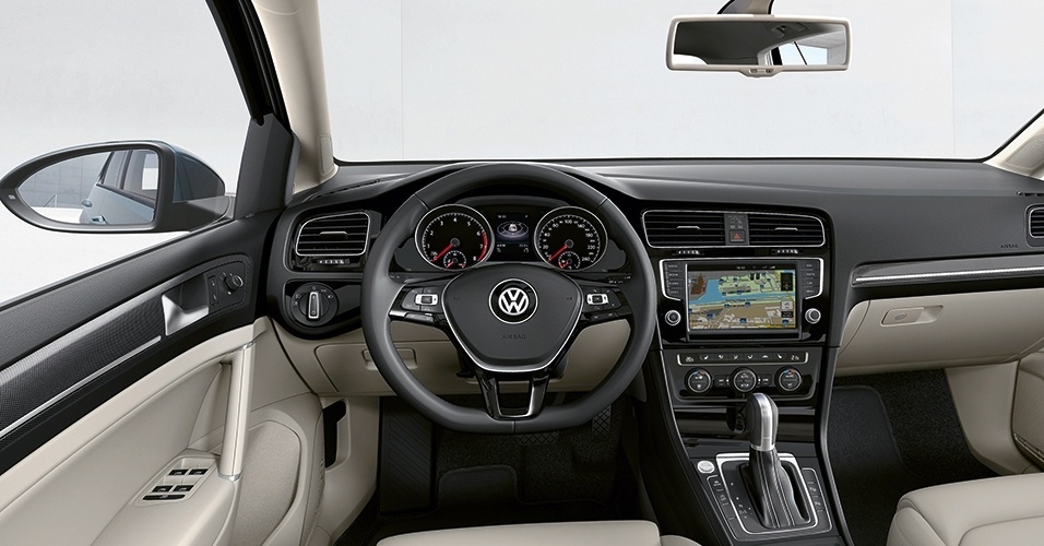 Volkswagen Golf Variant 2015 - Divulgação