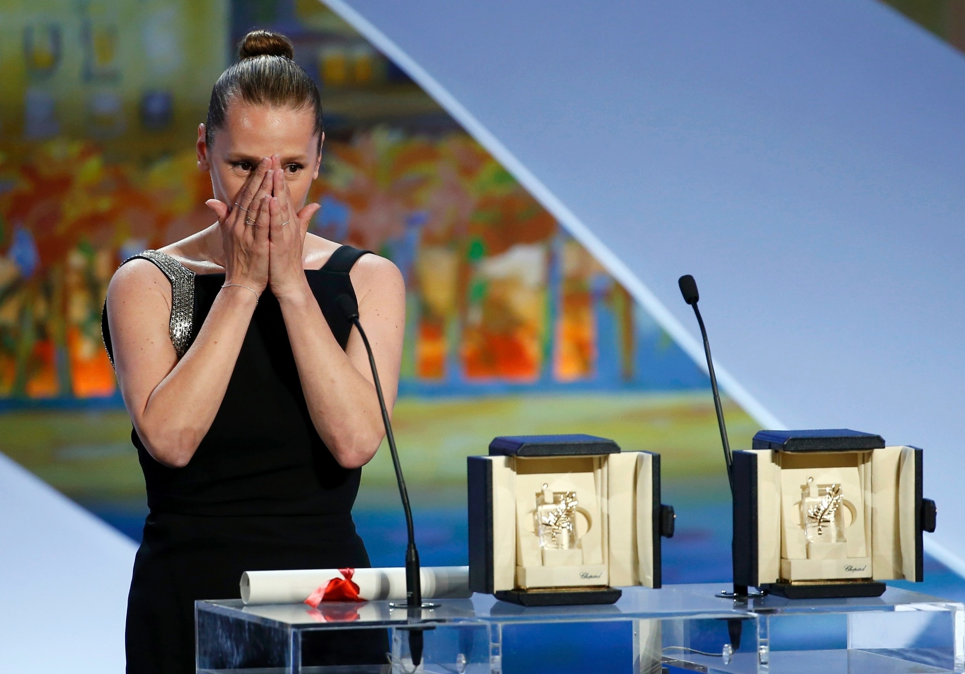24.mai.2015 - Emmanuelle Bercot vence prêmio de melhor atriz em Cannes com "Mon roi" - undefined
