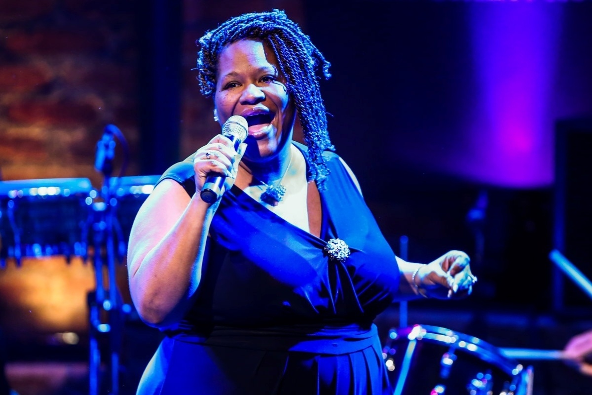 26.mai.2015 - Shows de Sharon Jones ao lado da banda Dap-Kings, em São Paulo - Manuela Scarpa/Photo Rio News
