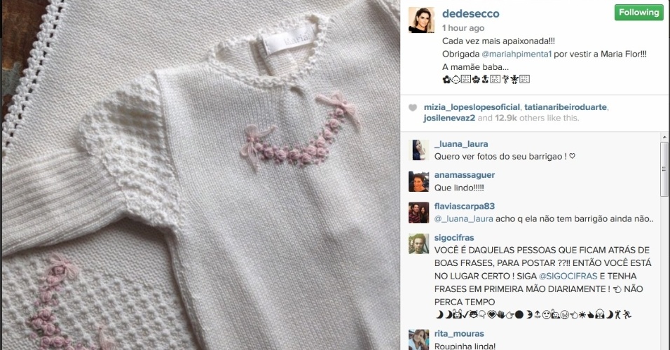 28.mai.2015 - Grávida de dois meses, Deborah Secco não vê a hora de seu primeiro bebê nascer. Na manhã desta quinta-feira (28), a atriz postou uma foto em seu Instagram de uma roupinha de tricô, que deve vestur sua filha, Maria Flor, fruto do seu relacionamento com o ator Hugo Moura