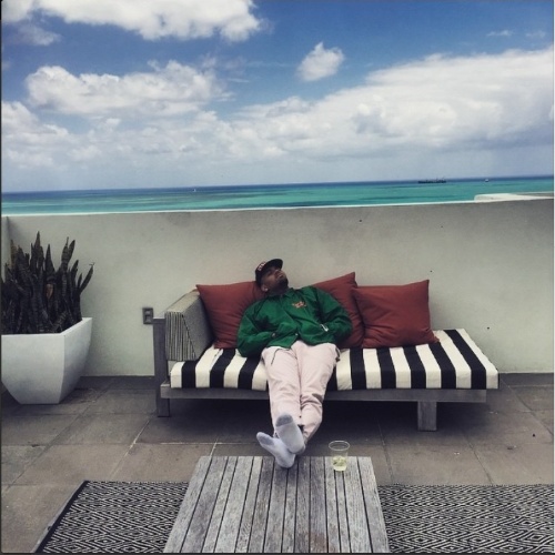 29.mai.2015 - Na tarde desta quinta-feira (28), o rapper Chris Brown usou seu perfil no Instagram para falar sobre as polêmicas em que se envolveu no passado