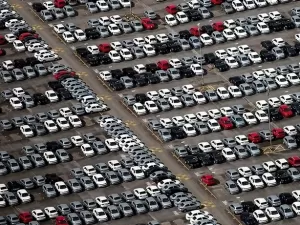 Réveillon na garagem: qual cor você deve escolher para o seu carro em 2025