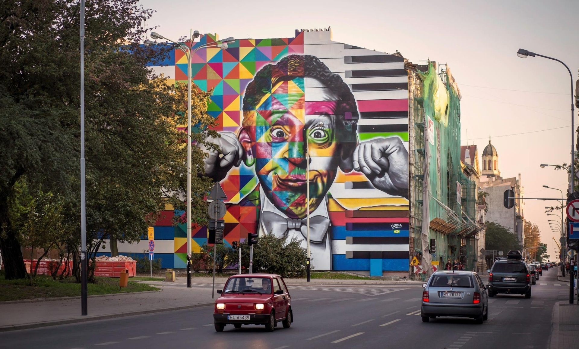 Mural bem-humorado em homenagem ao pianista polonês Arthur Rubinstein, feito pelo artista plástico Eduardo Kobra em Lodz, na Polônia - Arquivo Pessoal