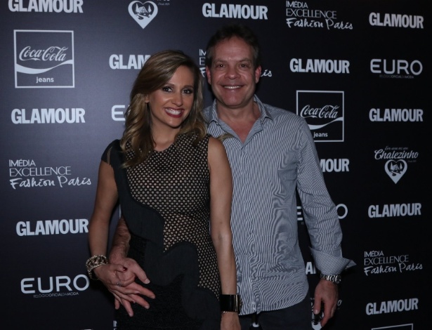 10.jun.2015 - A apresentadora Luisa Mel e o marido, Gilberto, participaram de um jantar romântico promovido pela revista Glamour