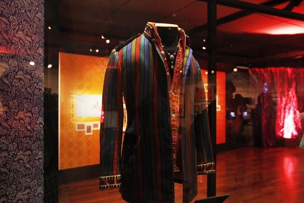 9.jun.2015 - A mostra "Hear My Train Comin Hendrix Hits London", em cartaz no Shopping JK Iguatemi, em São Paulo, chega apresentando peças da carreira do músico durante nove meses, entre 1966 e 1967, época em que estourou no mundo da música - Reinaldo Canato/UOL