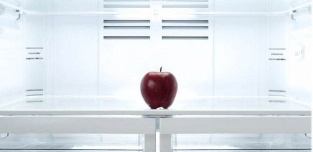 Nunca coloque alimentos quentes dentro da geladeira - Thinkstock - Thinkstock