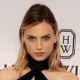 16.jun.2015 - A modelo transex australiana Andreja Pejic marca presença no baile de gala da amfAR, em Nova York, nos EUA, na noite desta terça-feira - Neilson Barnard/Getty Images/AFP