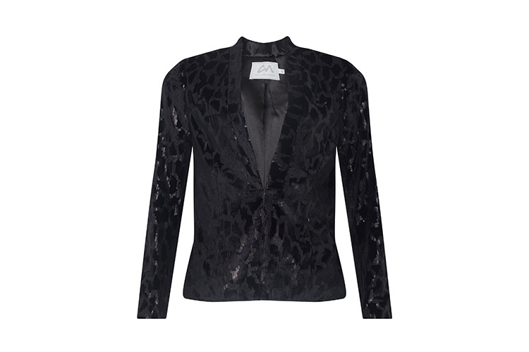 Blazer de veludo, da Cia de Moda. Preço: R$ 429. Informações: www.ciademoda.com.br | Preço e disponibilidade pesquisados em junho de 2015 e sujeitos a alterações - Divulgação