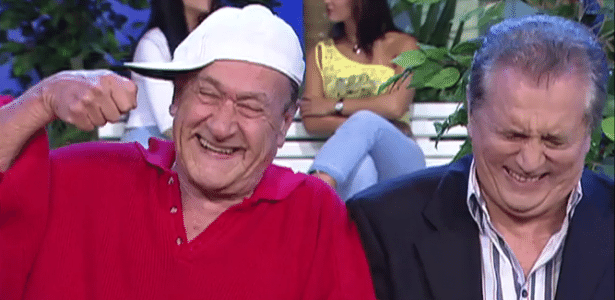 Ronald Golias com Carlos Alberto em "A Praça É Nossa" - Reprodução/SBT