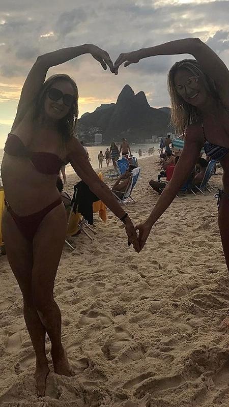 Helô e Ticiane Pinheiro posam juntas no Rio - Reprodução/Instagram/@ticipinheiro