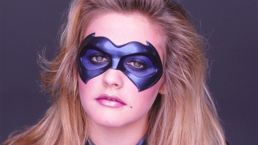 Alicia Silverstone como batgirl em "Batman & Robin" - Divulgação