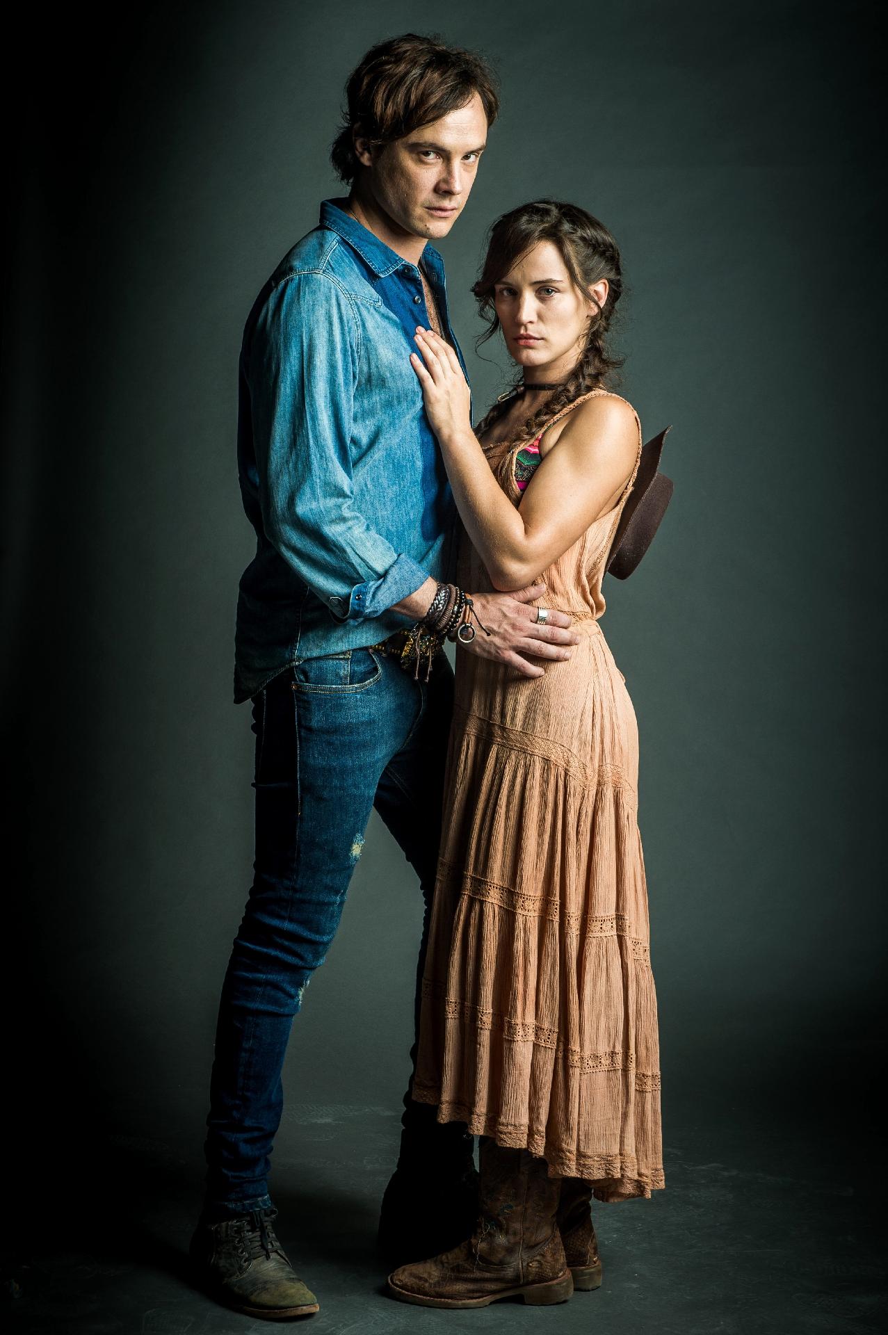 O figurino de Clara e Gael foi inspirado em Woody e Wendy, o casal da animação "Toy Story" - Divulgação/TV Globo