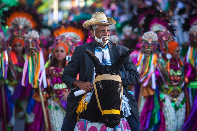 O colorido desfile realizado em Punta Cana, na República Dominicana - Santiago Vidal/LatinContent via Getty Images - Santiago Vidal/LatinContent via Getty Images