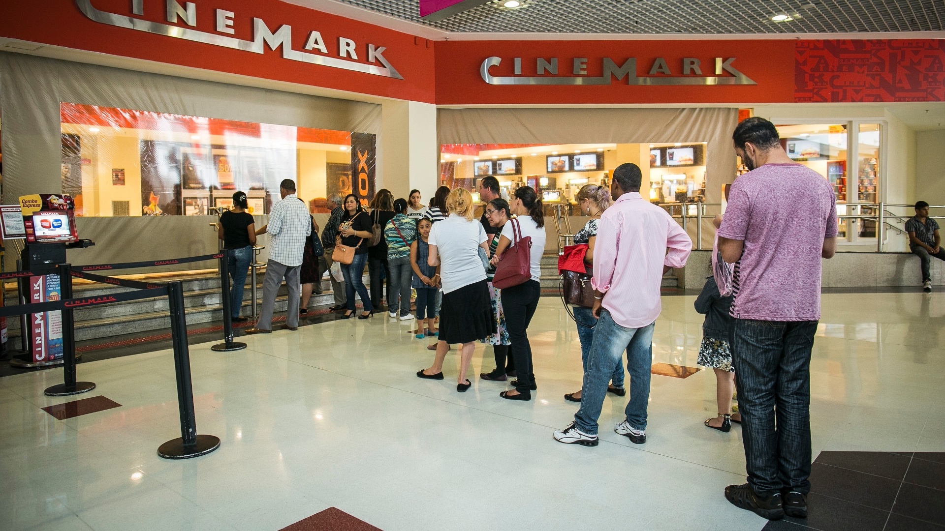 28.jan.2015 - Estréia do Filme "Os Dez Mandamentos" no Cinemark Shopping Boulevard Tatuapé, em São Paulo - Bruno Santos/UOL