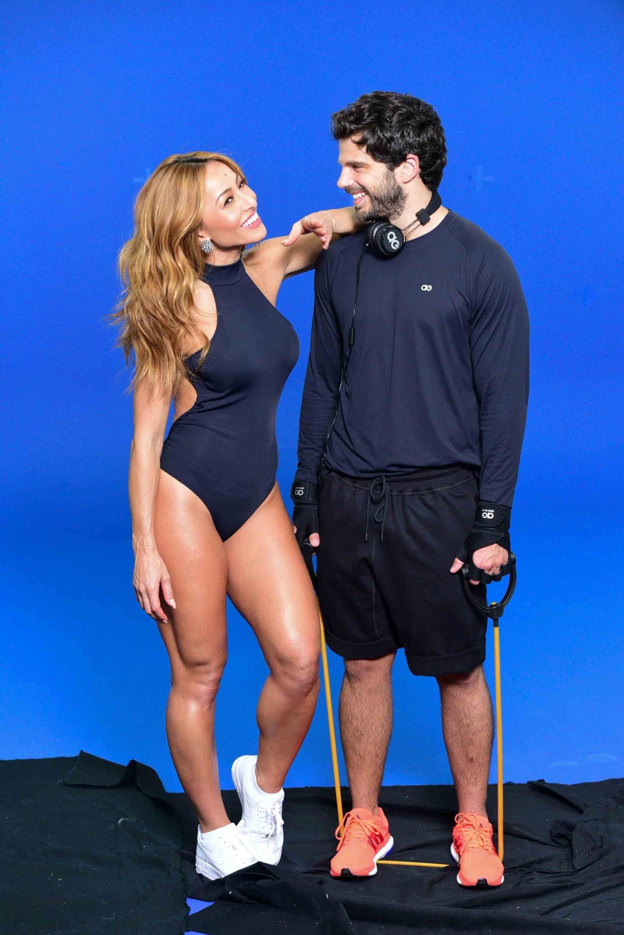 22.out.2016 - Sabrina Sato posa para campanha publicitária com o namorado, Duda Nagle  - Leo Franco/AgNews