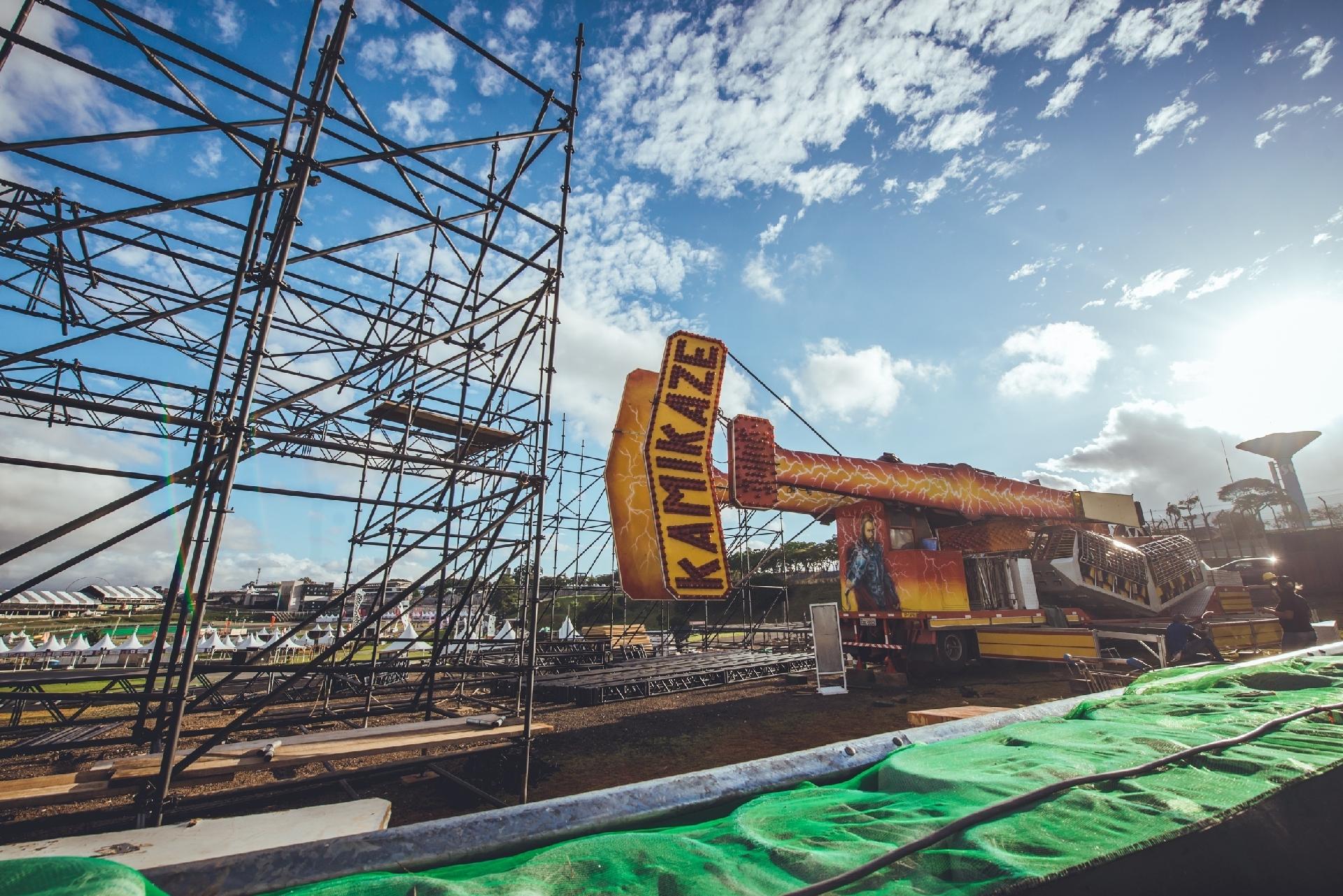 Montagem do festival Lollapalooza Brasil 2018, no Autódromo de Interlagos - Camila Cara/Divulgação