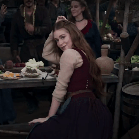 Marina Ruy Barbosa dança ao som do funk da Cália - Reprodução/Globo - Reprodução/Globo