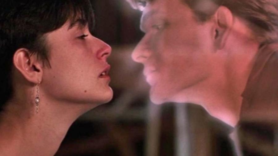 Demi Moore e Patrick Swayze em "Ghost: Do Outro Lado da Vida" (1990) - Reprodução