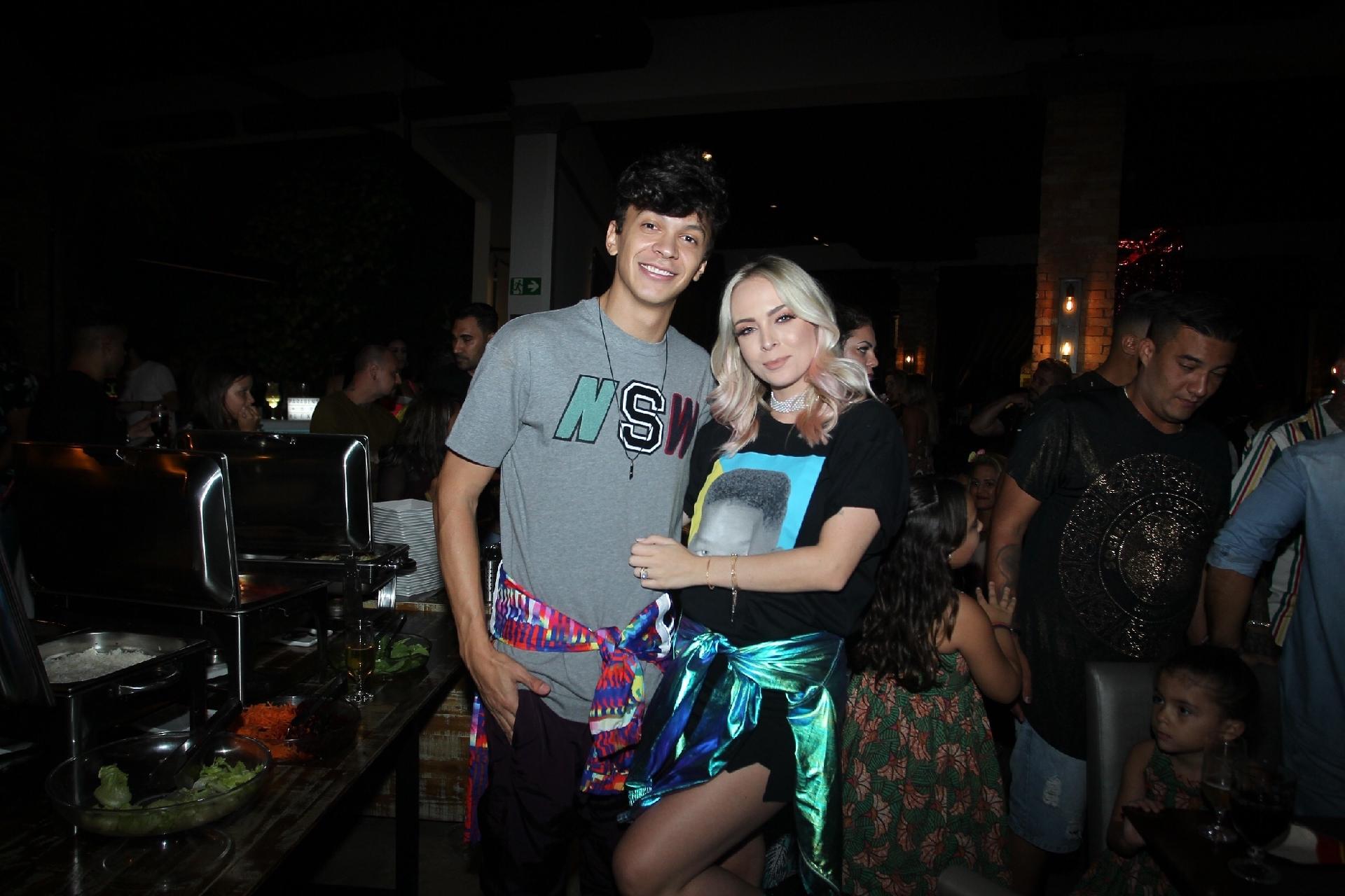 Famosos participam de festa de Lexa - Marcelo Sá Barreto/Brazil News