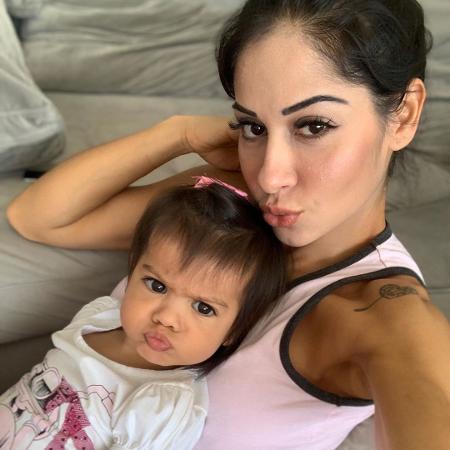 Mayra Cardi falou sobre a "maternidade na íntegra" ao comentar desafios com a filha, Sophia - Reprodução/Instagram