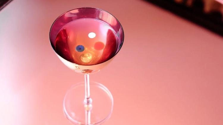 The Purple Age in Honor of Queen Elizabeth II - Disclosure - Disclosure