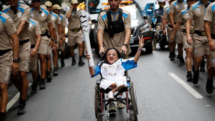 Thaís levou também a tocha dos Jogos Paralímpicos do Rio de Janeiro 2016