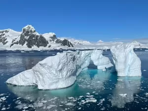 Estudo aponta ligação entre degelo recorde na Antártida e mudança climática