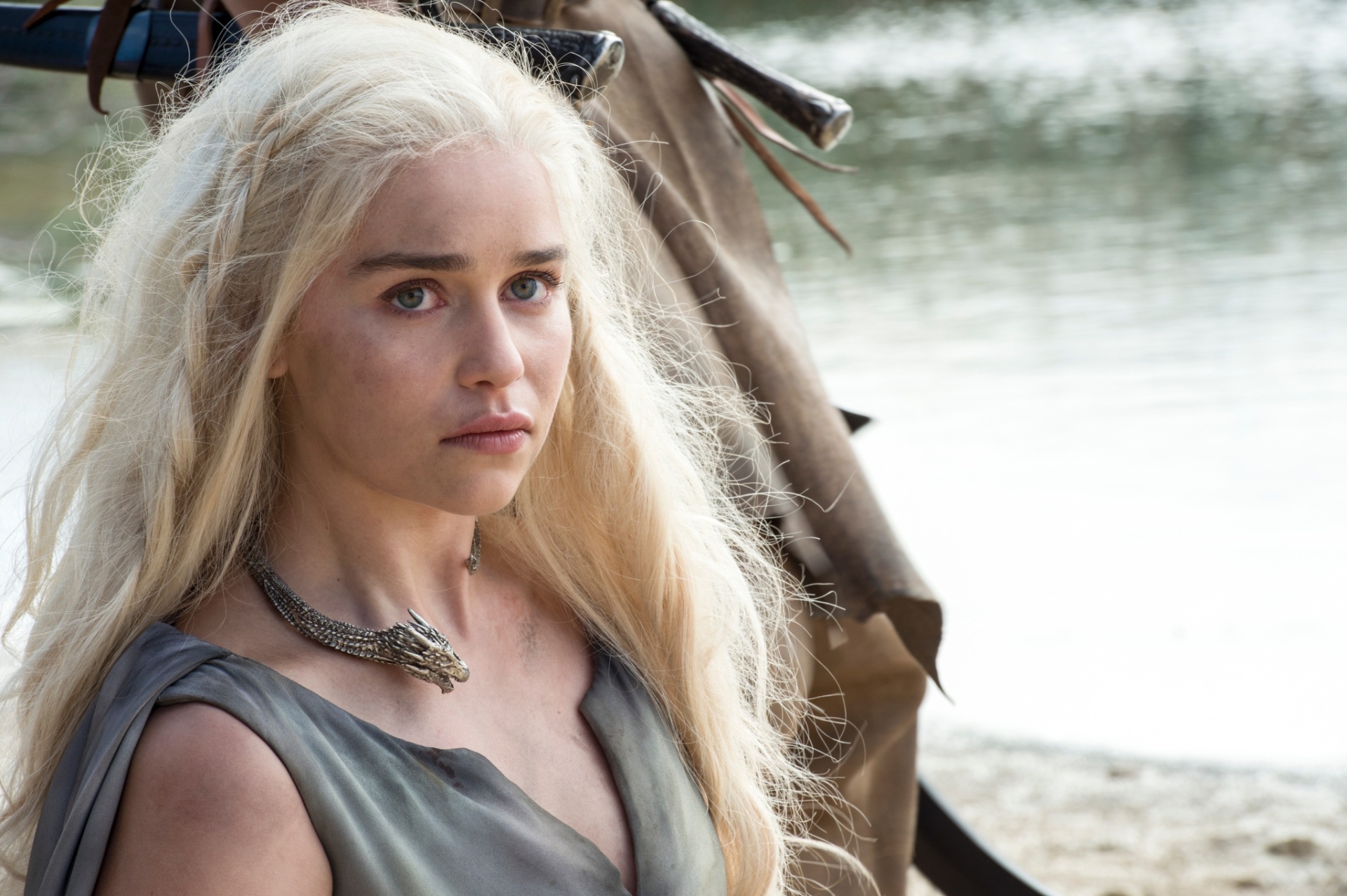 Daenerys começa a sexta temporada de "Game of Thrones" capturada pelos Dothraki - Divulgação/HBO