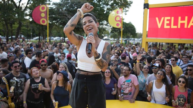 Vivi Seixas, filha de Raul Seixas, organiza coro da música "Metamorfose Ambulante" no Parque do Ibirapuera - Felipe Panfili/Skol - Felipe Panfili/Skol