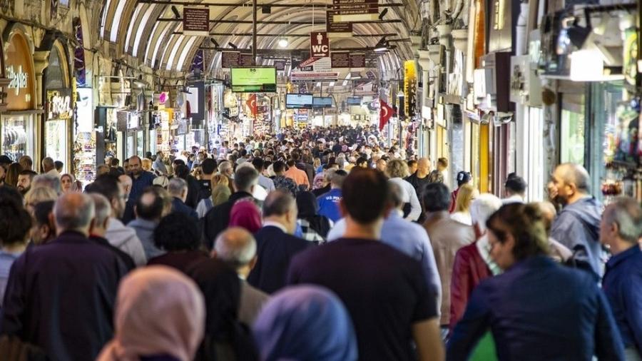 O Grande Bazar de Istambul; partido do presidente turco sofreu grave derrota na maior cidade do país - GETTY IMAGES