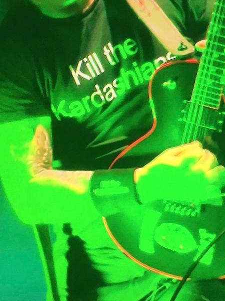 Gary Holt, do Slayer, se apresenta no Rock in Rio com camisa "Kill the Kardashians" - Reprodução/Multishow
