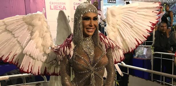Tem 500 mil pedras | Gracyanne sobre fantasia: 'Trabalhei o ano inteiro para pagar'
