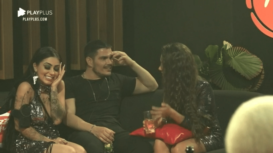 A Fazenda 2020: Mirella, JP Gadêlha e Stéfani Bays conversam sobre fofoca feita sobre eles - Reprodução/RecordTV