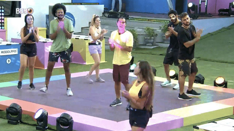 BBB 21: Thaís desiste da prova do líder e é aplaudida por brothers - Reprodução/Globoplay - Reprodução/Globoplay