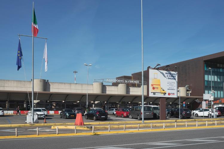 Aeroporto "Amerigo Vespucci", também conhecido como Aeroporto de Florença-Peretola, em imagem de 2021