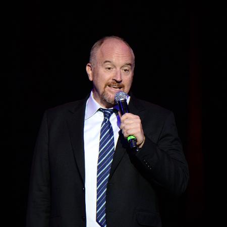 Louis C.K. está sofrendo as consequências após ser acusado de assédio - Getty Images