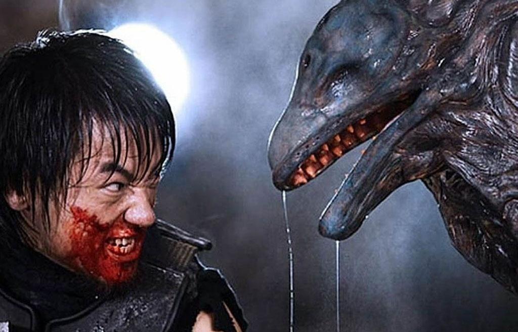 Masanori Mimoto em cena de "Alien vs Ninja" (2010) - Divulgação