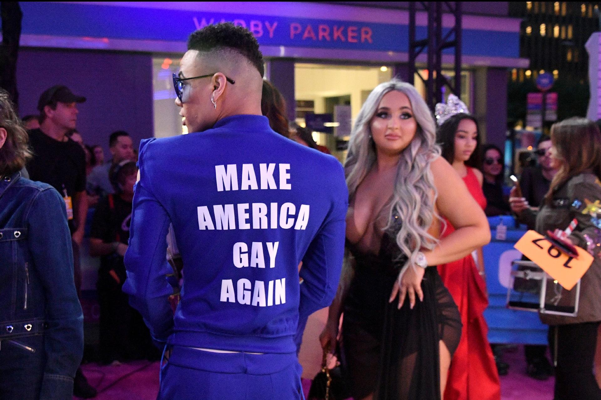 O rapper gay Bobby Lytes leva mensagem política ao tapete pink do VMA 2018 - Mike Coppola/Getty Images for MTV