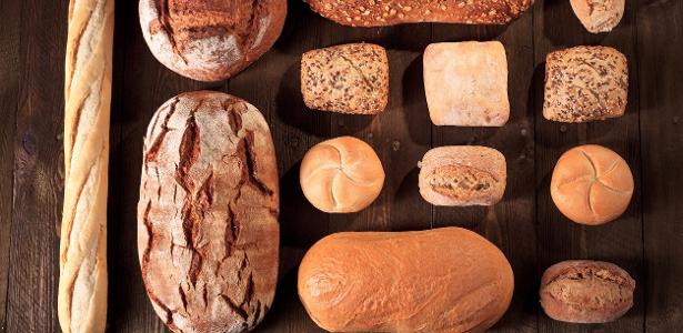 Quantas calorias têm no pãozinho que você come? Compare 7 tipos