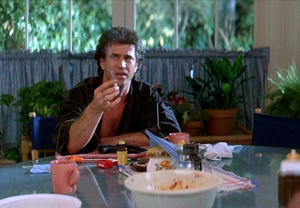 Mel Gibson em "Máquina Mortífera 2" (1989) - Divulgação