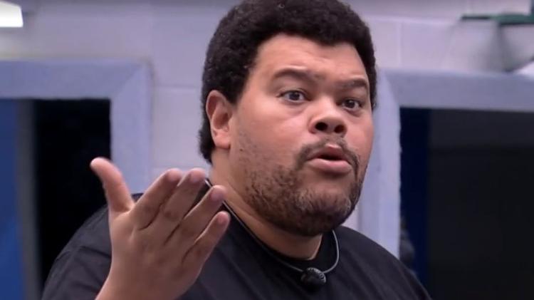 Babu engana Gabi em brincadeira -  - 