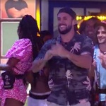 BBB 21: Arthur na festa do líder - Reprodução/Globoplay