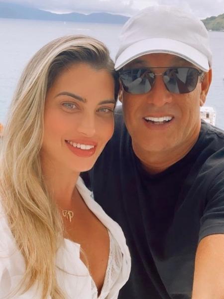 Sérgio Mallandro e a namorada Danielly Borges - Reprodução/Instagram